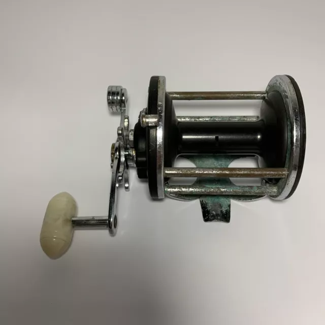 https://www.picclickimg.com/OC8AAOSwX2JhC0XK/Penn-155-Beachmaster-Conventional-Fishing-Reel-With-Power.webp