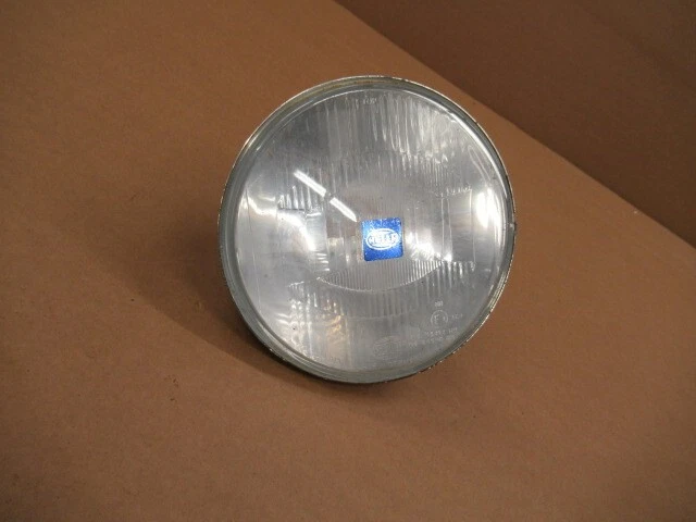 Lampada spot Hella Rallye 7", ricambi auto rally ideali.