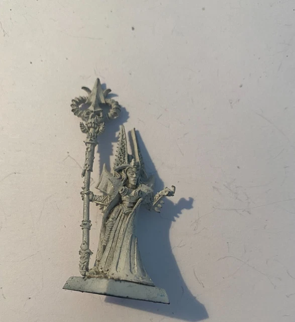 Figurine Warhammer Citadel Dark Elves - Dark Elf Sorceress - Metal 