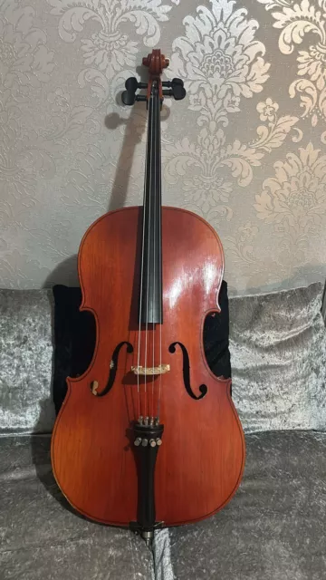 Beginners CELLO - 1/2 size - With Bow, Beginners Book and Carry Case