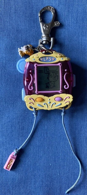 LPS Littlest Pet Shop Bulldog Dog Digital Handheld Keychain Game 2005 w/ Charm