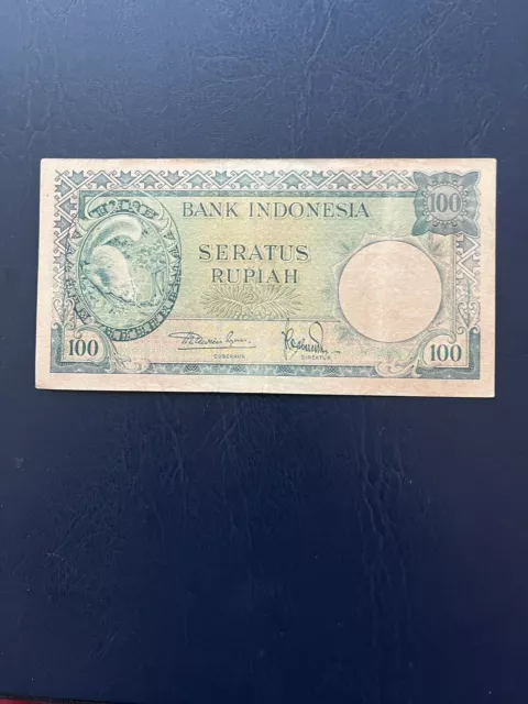 INDONESIA RUPIAH 100 Denomination Bank Note. Ideal For Collection.