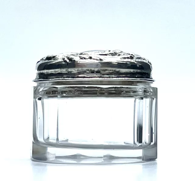 https://www.picclickimg.com/OCUAAOSwtMBkXF8d/Vintage-Dresser-Pot-Cut-Glass-with-Sterling-Silver.webp