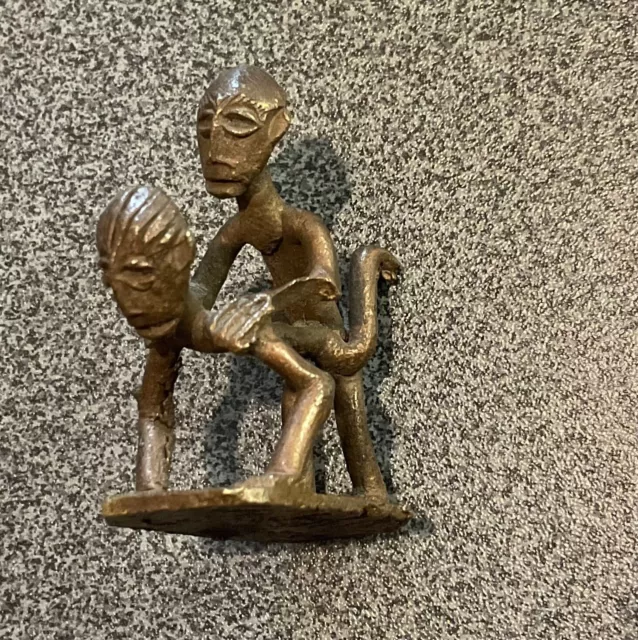Raro Siglo 19 Tribu Africana Benin Erótico Bronce Oro Peso, 24,8 Gr. Lote 6
