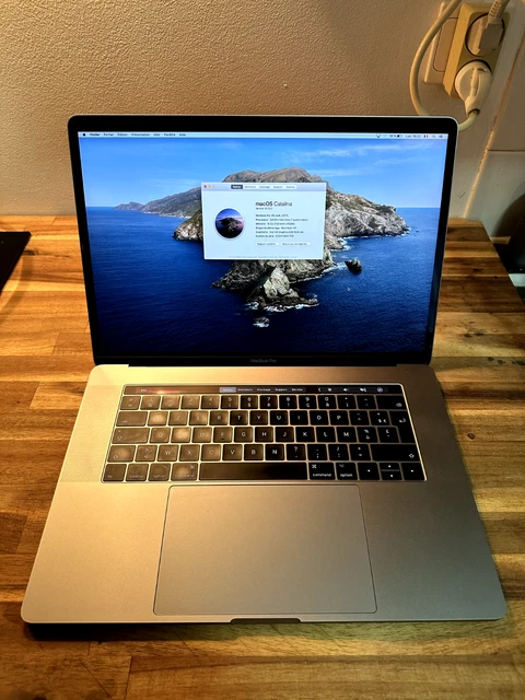 Apple MacBook Pro 15" (512 Go, Intel Core i7 7ème Génération, 2,9 GHz, 16Go Ram)