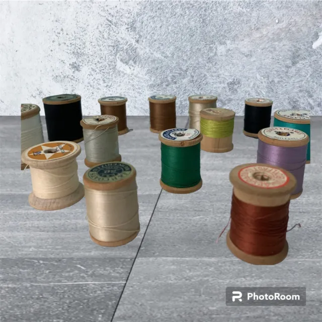 Vtg TIDEE MAID Clear Plastic Sewing Thread Box 14 Spools Thread – Wood &  Plastic – API Network