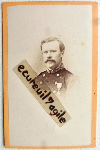 Photo CDV Militaire - Capitaine D'Artillerie Médaillé - Baudelaire Strasbourg 1865