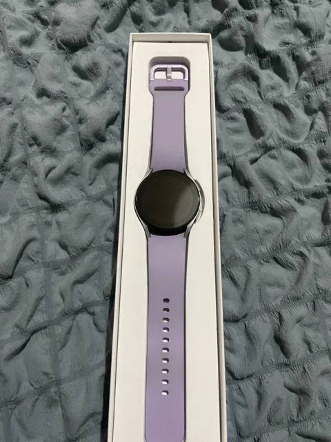 Samsung Galaxy Watch5 SM-R900 40 mm Aluminium Case with Purple Sport Band...