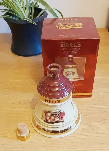 Wade Porcelain BELLS Old SCOTCH Whiskey Christmas 1996 BELL Decanter EMPTY & Box