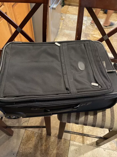 Kirkland Signature 22” Upright Expandable Wheeled CarryOn Suitcase Black Duramax