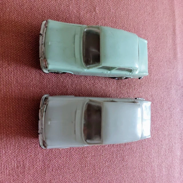 Ancienne voiture Norev 1/43 Morris 1100 - Collection