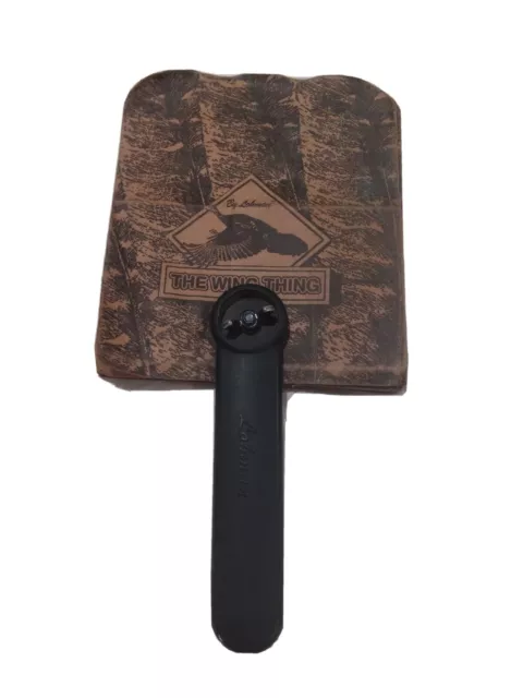 Vintage Lohman The Wing Thing Turkey Wing Sound Game Call Hunting Fly Down Call Vintage Lohman The Wing Thing Turkey Wing Sound Game Call Hunting Fly Down Call