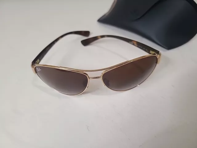 New Ray Ban Sunglasses  Gold Frame  RB 3386 001/13  Gradient Brown Lenses  63mm