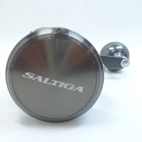 リ*ウ様 DAIWA SALTIGA BJ 200SH Daiwa Saltiga BJ200SH 7.3 Saltiga Bay Jigging Casting Reel