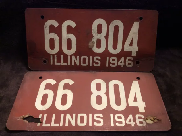 ORIGINAL ILLINOIS 1946 PAIR LICENSE PLATE Matching Set WWII SOY BOARD