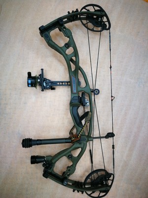 Hoyt Arco compound Hoyt UltraTec XT 2000 Max 80lb super accessoriato  