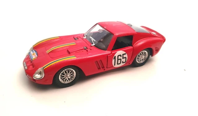 Solido Prestige Ferrari 250 GTO Set (rot/silber) 1:43 OVP