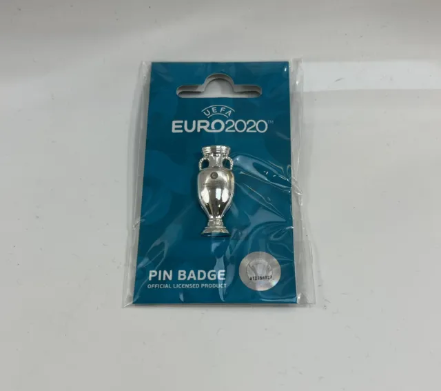 BNIB UEFA Euro 2020 Football Trophy Pin Badge Box 4