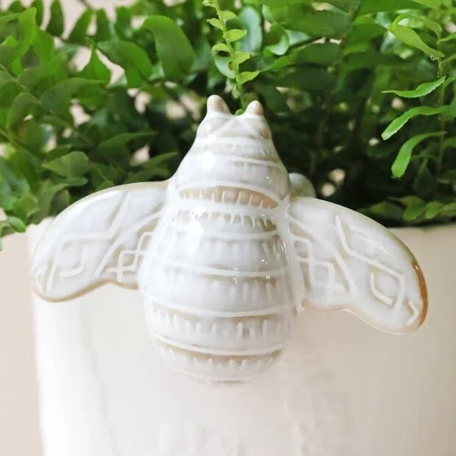 Bee Plant Hanger