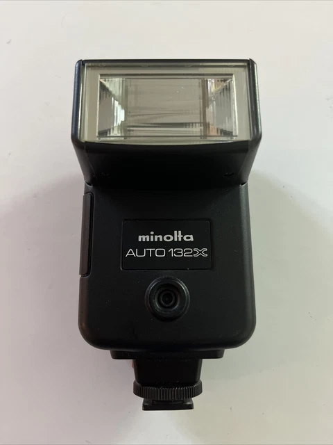 Minolta Auto 132X Shoe Mount Flash For PARTS