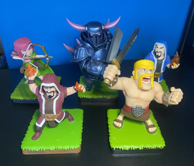 Statue Barbarian Clash Of Clans Supercell 2016 – Première Génération Boîte Noire
