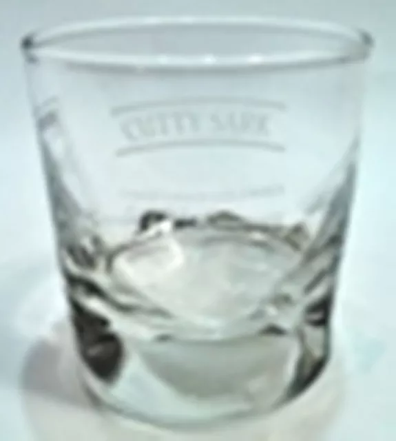 CUTTY SARK GLASS DIMPLED BASE OLD FASHIONED ROCK LOWBALL WHISKEY GLASS Nice!!!