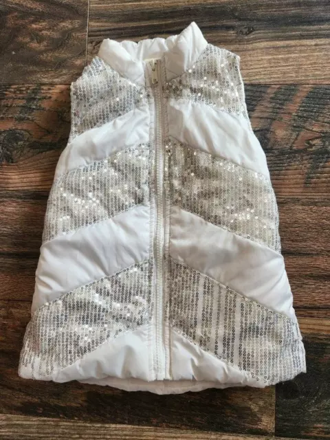 Faded Glory and Old Navy Puffed Kids Vests, White and Black, Size 4-5