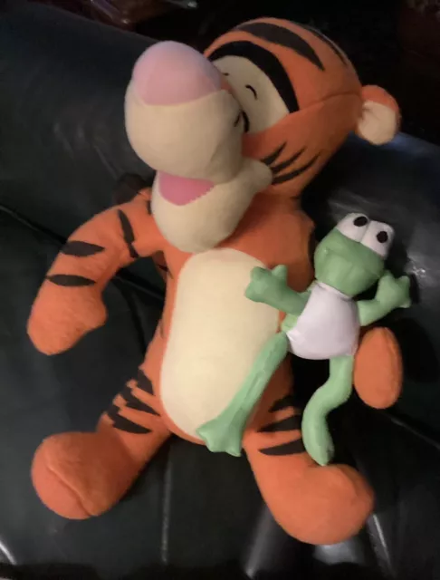 2000 Fisher Price Walt Disney Winnie the Pooh Nature Sounds Friends Tigger