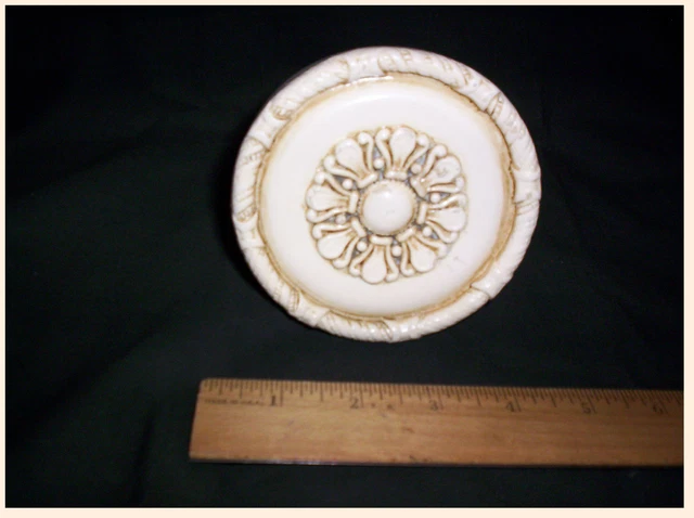 CURTAIN TIE BACK 4" MEDALLION DRAPERY SCARF HOLDER FRENCH WHITE Wall mounted NEW
