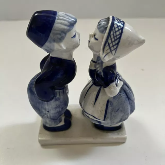 Delft Blue Kissing Dutch Boy & Girl Hand Painted Holland Figurine Collector