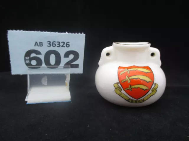 WH Goss Model of Roman Vase Crested China Essex Crest (OB602)