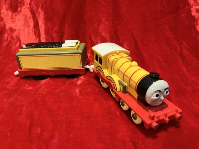 Yellow Thomas Engine THOMAS & FRIENDS Trackmaster Motorised Molly Yellow Engine & Tender VGC ...