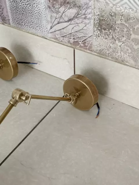 Par de lámparas de pared estilo Stilnovo bollos de mediados de siglo... 3