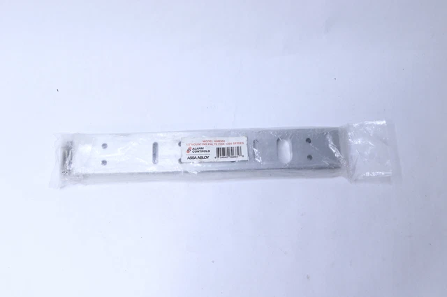 Alarm Controls 1200 Series Mounting Plate 1/2" AM6300