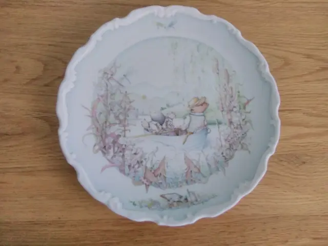Royal Doulton The Wind In The Willows  Plate 1984 RATTY & MOLE GO BOATING