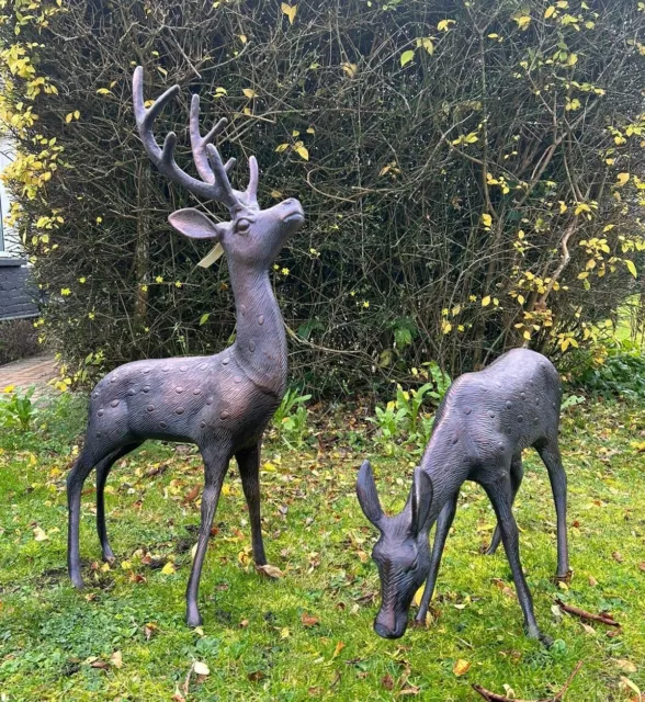 Große Hirsch- und Rehhirsch Gartenskulpturen Aluminiumguss mit gealterter Oberfläche