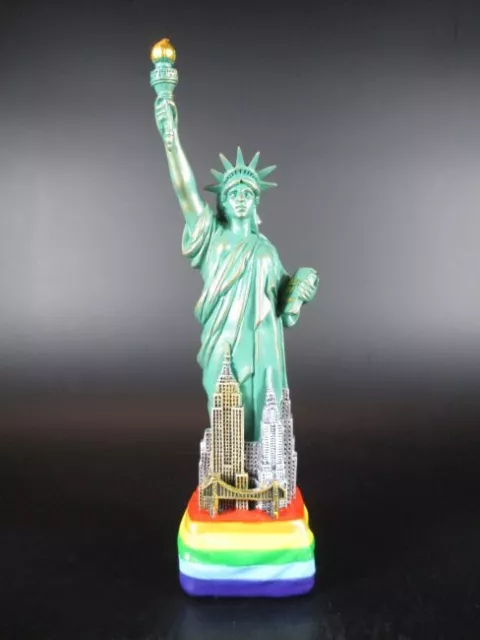 New York Freiheitsstatue Liberty Regenbogen 21 cm Poly Modell USA Souvenir