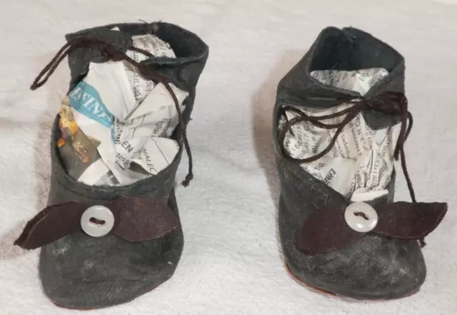 Ancienne paire de chaussures en cuir pour poupée ancienne JUMEAU DEP SFBJ (3)