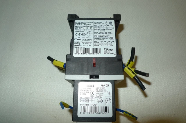 SIEMENS CONTACTOR 3ZX1012-ORH111AA1, 3RH1911-1HA01 W/ 3RT1916-1BB00 Surge Sup.