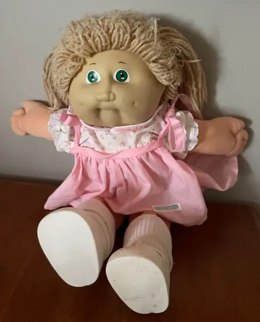 1982 Cabbage Patch Kids Doll blonde hair green eyes fabric hair original dress