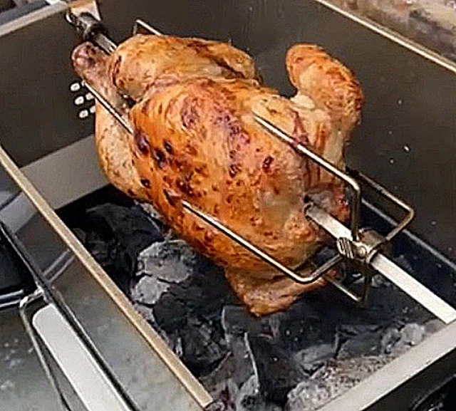 WEBER GO ANYWHERE Rotisserie Riser and Smoker (Flatpack) EUR 96,43 PicClick IT