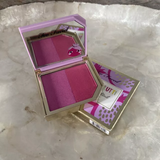 Too Faced Fruit Cocktail Duo Blush TODAS LAS FRUTAS PLUMAGRANADA 6,32 G NUEVO EN CAJA