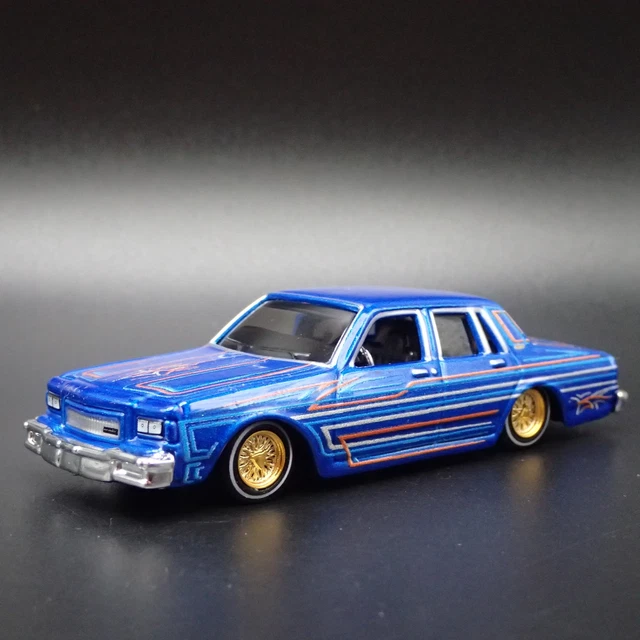 Chevrolet Caprice Lowrider 1987 Miniature 1/64 - Modèle Diecast Noir, édition Limitée
