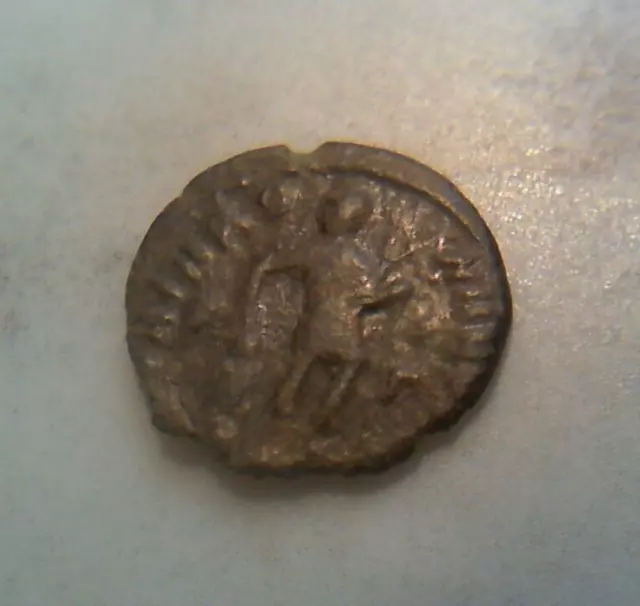 Tres Jolie Monnaies Romaine Antique 3