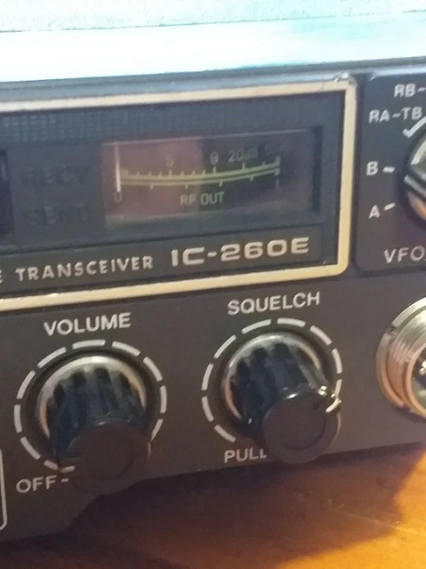 ICOM BC-213 CARICABATTERIA DA TAVOLO RAPIDO PER SERIE IC-F1000/F2000 - Foto 7