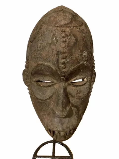 Vecchia maschera tribale Bembe --- Congo BN 27