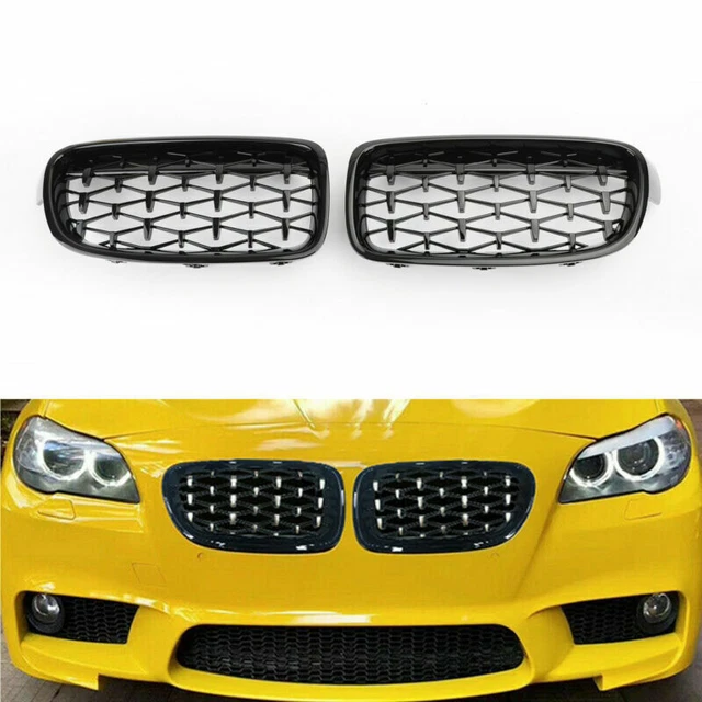 Emblème 3D "328i" Pour BMW - Noir - Dimensions 16x2x1 Cm - Adhésif - Style Métallique