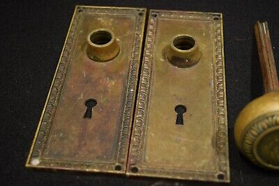 Antique Y & T Yale & Towne Heavy Brass Doorknobs & Backplates & Lock set 3