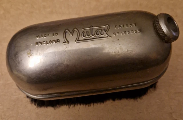 Vintage  Mutax Hat / Clothes Cleaning Brush 1920s - Patent No. 176263