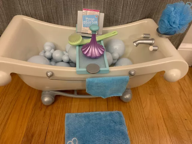 RETIRED American Girl Doll Bathtub With Bubbles and Accessories